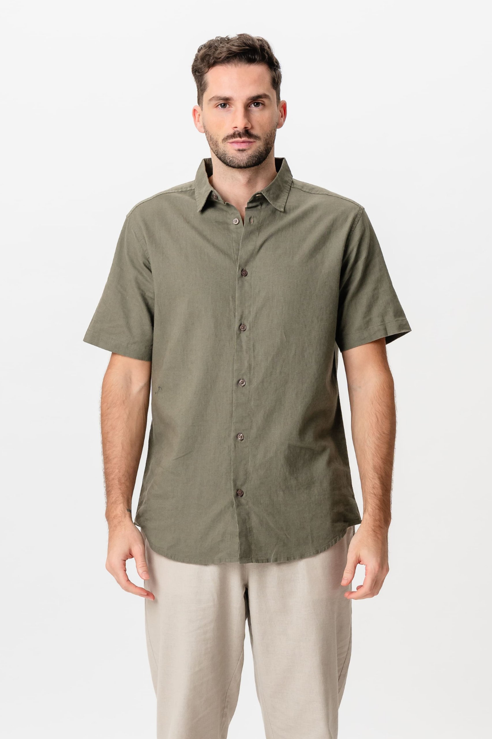 Verde oscuro