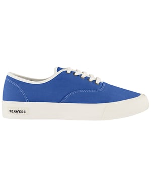 Seavees Legend White Womens Plimsolls