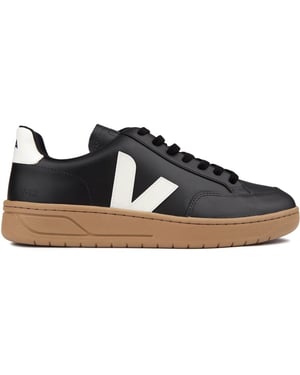 Veja V-12 Entrenadores