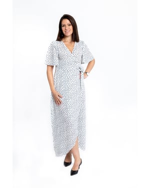 Vestido blanco de lunares