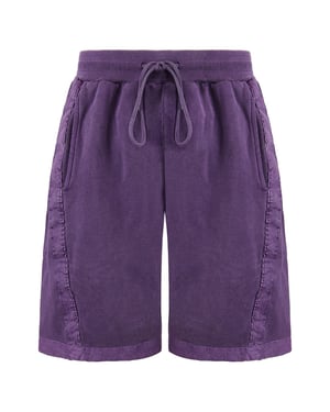 Mitchell y Ness lavaron los pantalones cortos Purple Swigman