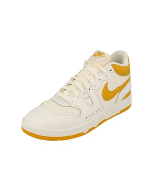 Zapatillas Nike Attack Qs Sp Con Detalles En Amarillo Y Blanco