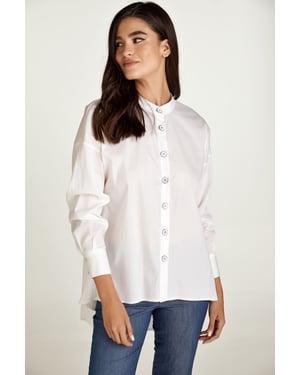 Blusa blanca con cuello mandarín