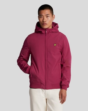 Chaqueta softshell con parte trasera de polar en color burdeos intenso con la marca Lyle & Scott