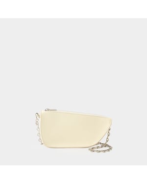 Cartera con cadena Micro Shield - Burberry - Piel - Beige