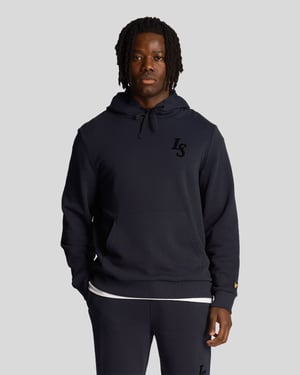Sudadera con capucha azul marino oscuro con emblema del club Lyle &amp; Scott