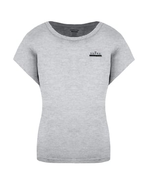 Supra Camiseta internacional de la mujer de cuello redondo de manga corta 192223 020