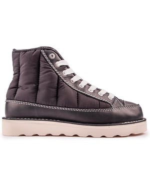 Botas Roopa Good News