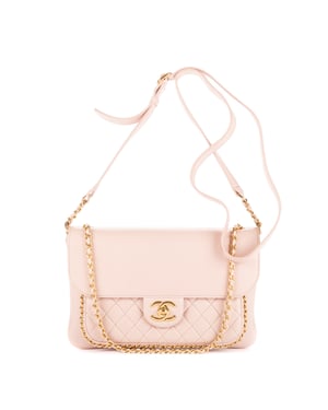 Chain Around Flap Crossbody  Bolso bandolera