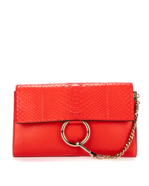Chloe Faye Clutch  en Rojo Piel de becerro