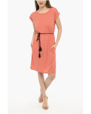 Vestido estilo camiseta de color liso con cordón en rosa