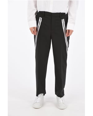 Pantalones ajustados de cintura media en color negro