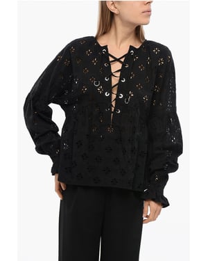 Blusa SBERTOLI con cordones y bordado inglés en negro