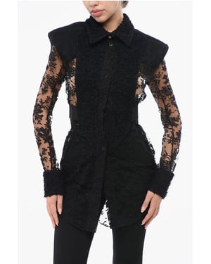 Camisa de encaje con hombros acolchados en negro