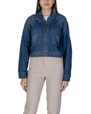Chaqueta de mezclilla estilo corto