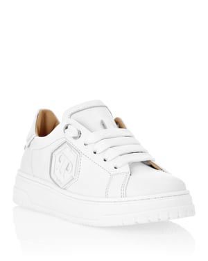 Leather Lo-Top Sneakers Hexagon