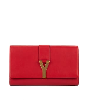 Yves Saint Laurent Classic Y Line Clutch  en Rojo Piel de becerro