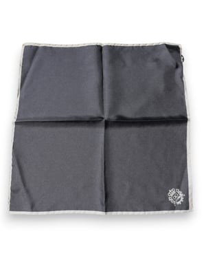 Pañuelo Cuadrado con Logo de Corona Gris