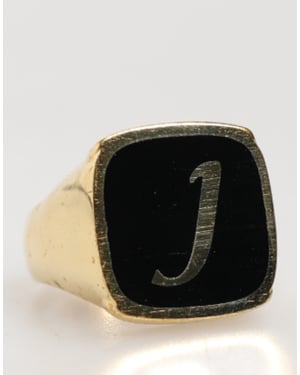 Anillos Ajustables 'J' de Bronce Real con Esmalte Negro en Tonalidad Dorada