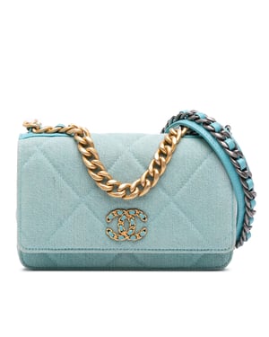 Bolso con solapa Chanel 19