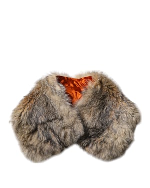 Gorro de hombro de piel sintética marrón con bufanda de cuello
