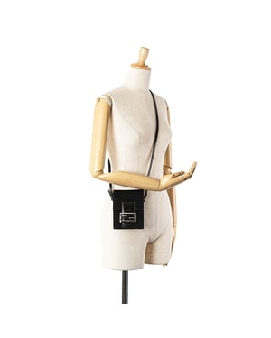 Bolso de hombro de lienzo negro