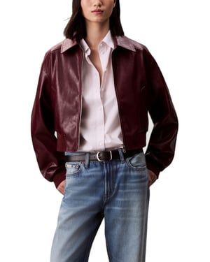 Chaqueta con cremalleras de piel sintética