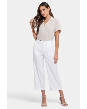 Pantalones Capri Cargo de Pierna Ancha en Lino Elástico | Blanco Óptico