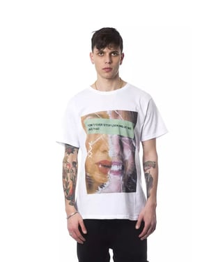 Camiseta Gráfica Modelo No Te Detengas Nunca