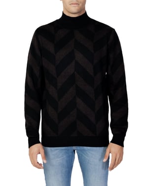 Suéter de Cuello Alto Chevron