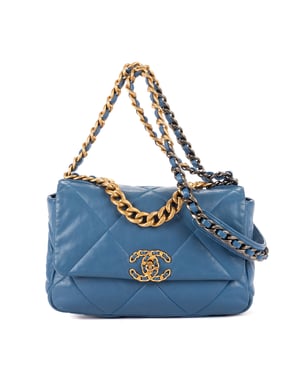 Chanel Classic 19 Flap  en Blue Cuero de ternero