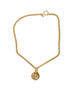 Chanel CC Quilted Round Pendant ChainNecklace  en Oro Acero inoxidable sin níquel