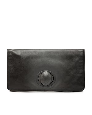 Cartera de piel de segunda mano con cierre de palanca