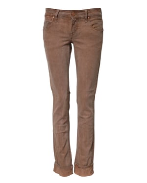 Jeans de mezclilla de algodón marrón de corte slim fit y cintura baja Acht