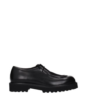 Max Mara Oxford y Derby de Cuero Negros