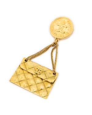 Chanel Bag Motif Brooch Pin  en  oro Acero inoxidable sin níquel