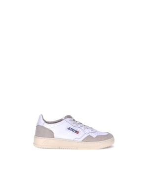 Zapatillas bajas de piel de becerro blanca Autry Bos Taurus
