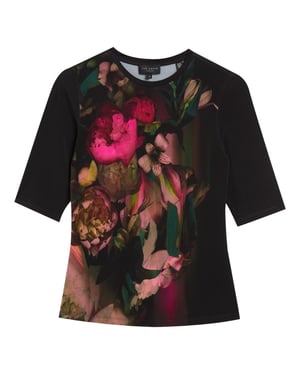 Top Negro Ajustado De Manga Tres Cuartos Con Estampado Floene De Ted Baker