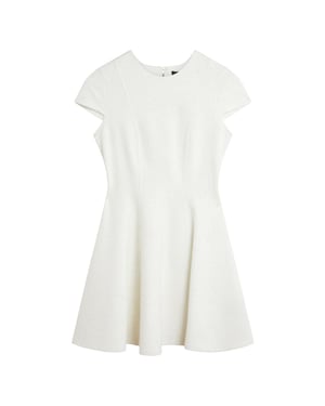 Vestido Corto Skater Color Marfil Con Bordados Ponte De Ted Baker Codaa