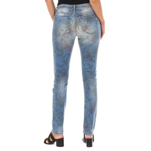 Pantalon Tejano Largo efecto gastado con bajos de corte estrecho 70DB50254 mujer