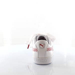 Puma Basket Heart Aop Womens White White Entrenadores