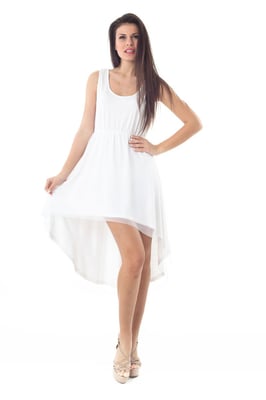 Vestido de capas altas y bajas