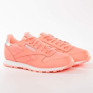 Zapatillas Reebok Classic Pastel con cordones en piel lisa rosa para niños BS8981
