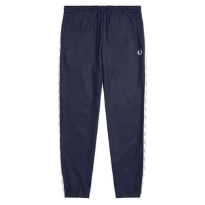 Pantalones deportivos en azul carbón con dobladillo grabado y detalle de la marca de Fred Perry