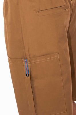 Takeshy Kurosawa Bermudas Con Tascone del hombre marrón