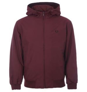 Chaqueta Brentham con capucha en color burdeos Oxblood de Fred Perry