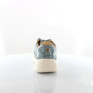 PUMA R698 Mujeres Patentes Nude Blue Cuero para mujer Trainers de encaje 362274 02