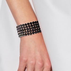 Pulsera de manguito 5 filas Pearl de agua dulce negra 925