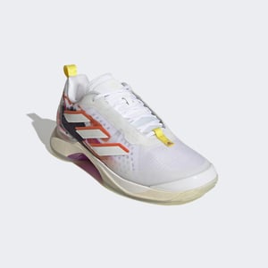 Adidas Avacourt Womens White Tennis entrenadores