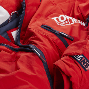 Chaqueta con estampado liso para hombre de Tommy Jeans